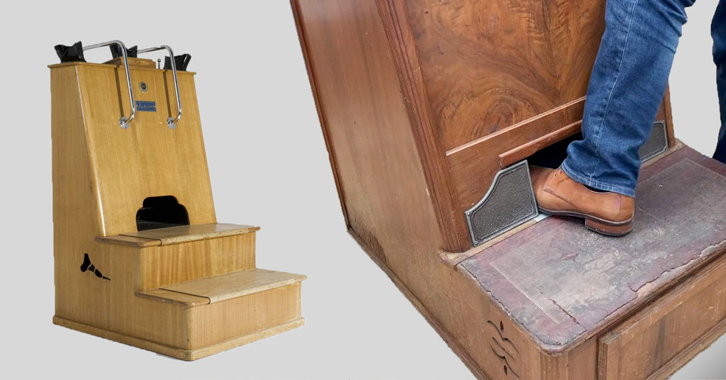 Images of a shoe-fitting fluoroscope